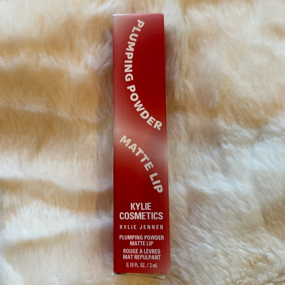 Kylie Cosmetics Plumping Powder Lip (shade: unexpected)